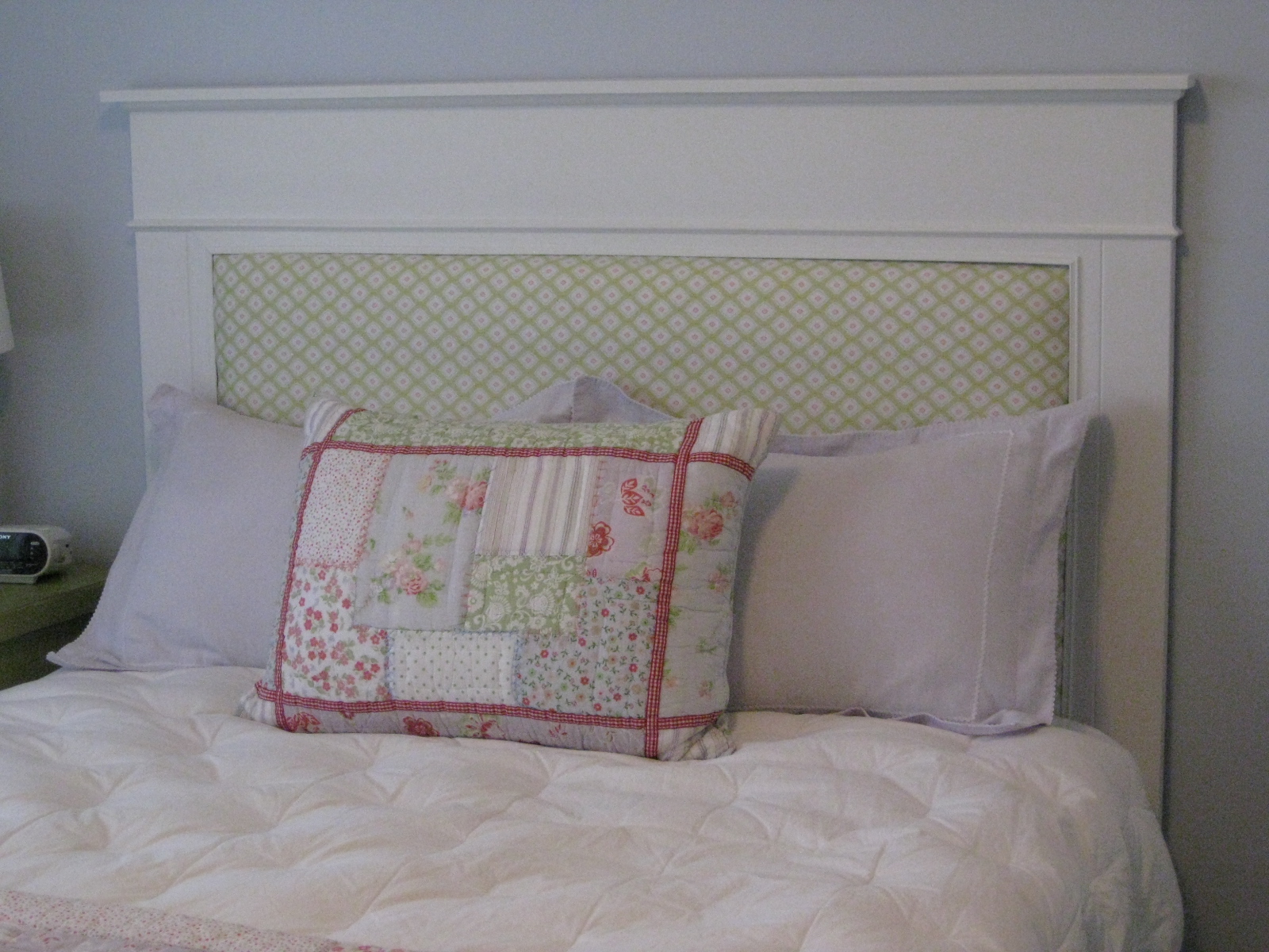 TDA decorating and design DIY Farmhouse Upholstered Headboard