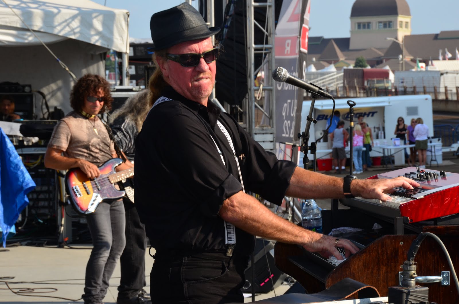 R.A.Z. Film & Music News