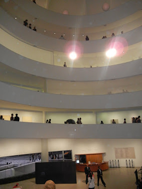 THE AMAZING GUGGENHEIM WITH THE HONOR OF MR. LEE UFAN AS AN ANFITRION