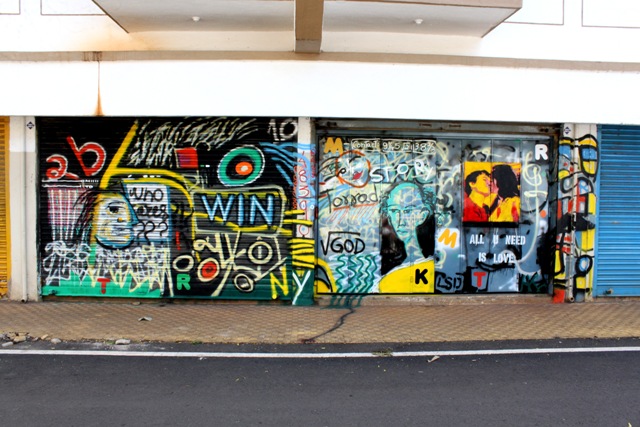 violence graffiti