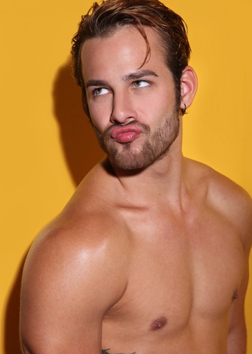 fotos de hombres desnudos