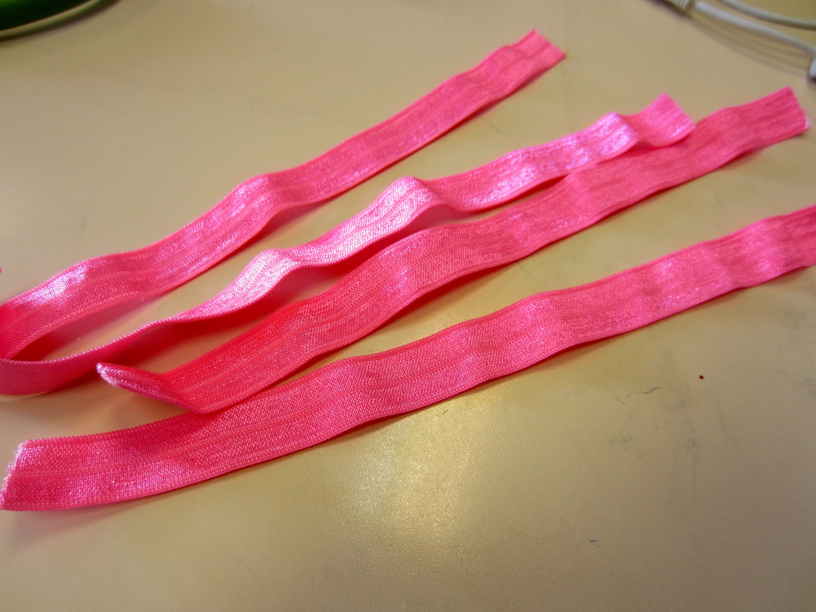 Moxie Fox No Crease Hair Ties