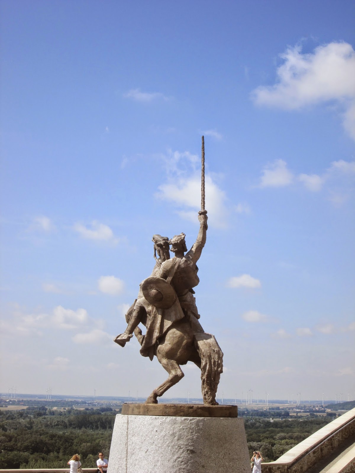 TRAS LAS HUELLAS DE HERÓDOTO. . . SVATOPLUK I