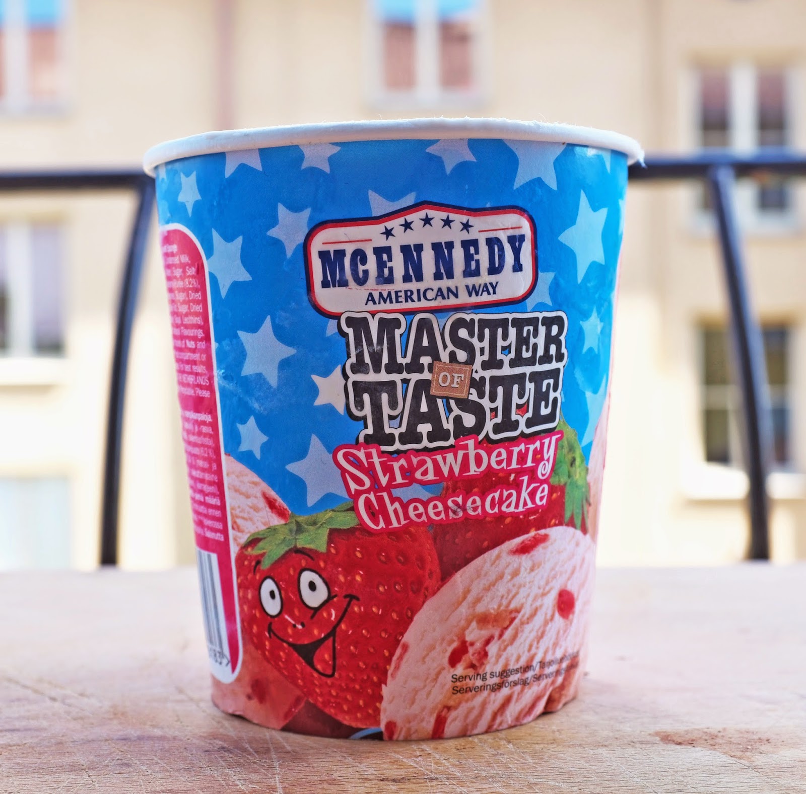 Glassgurun Recension MCENNEDY Master of Taste Strawberry Cheesecake (Lidl lyckas igen!)