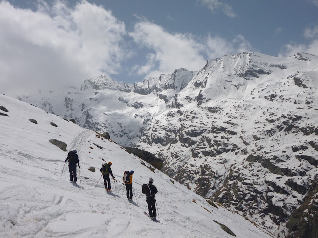 Esqui de montaña:Valle de Aosta,Gran Paradiso (461m)