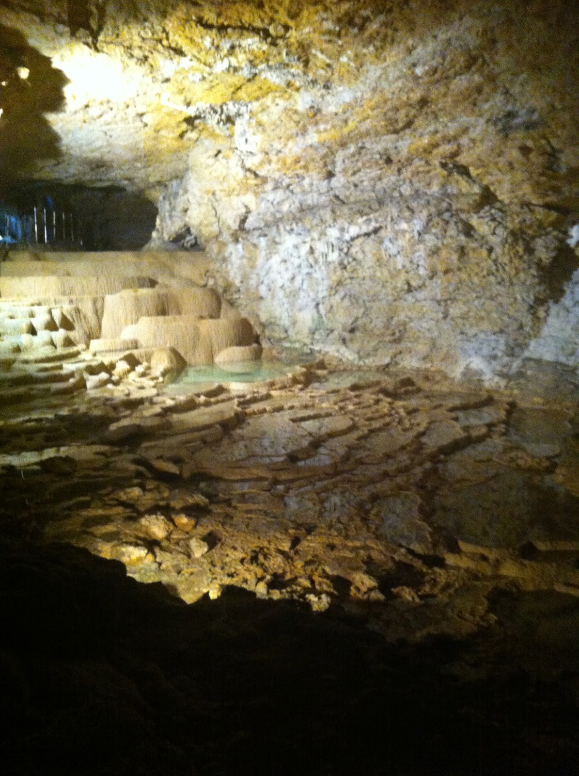 rencontre entre stalactite et stalagmite