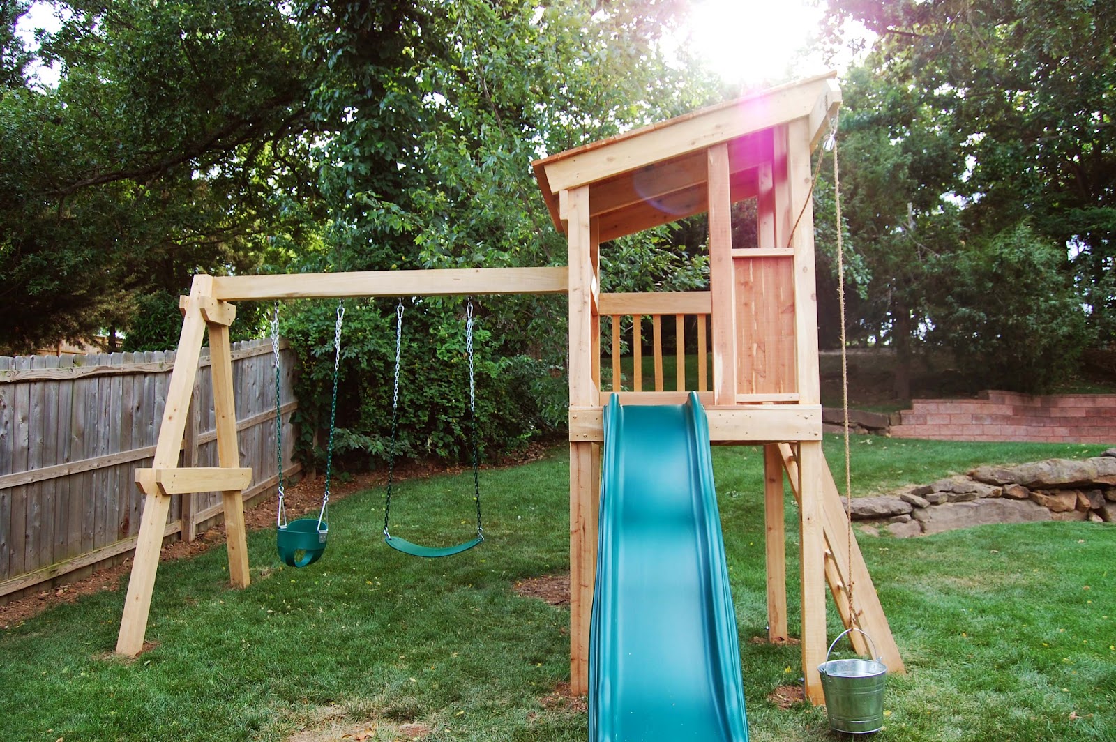 Natural State Treehouses Inc. Gribble Family Clubhouse Backyard