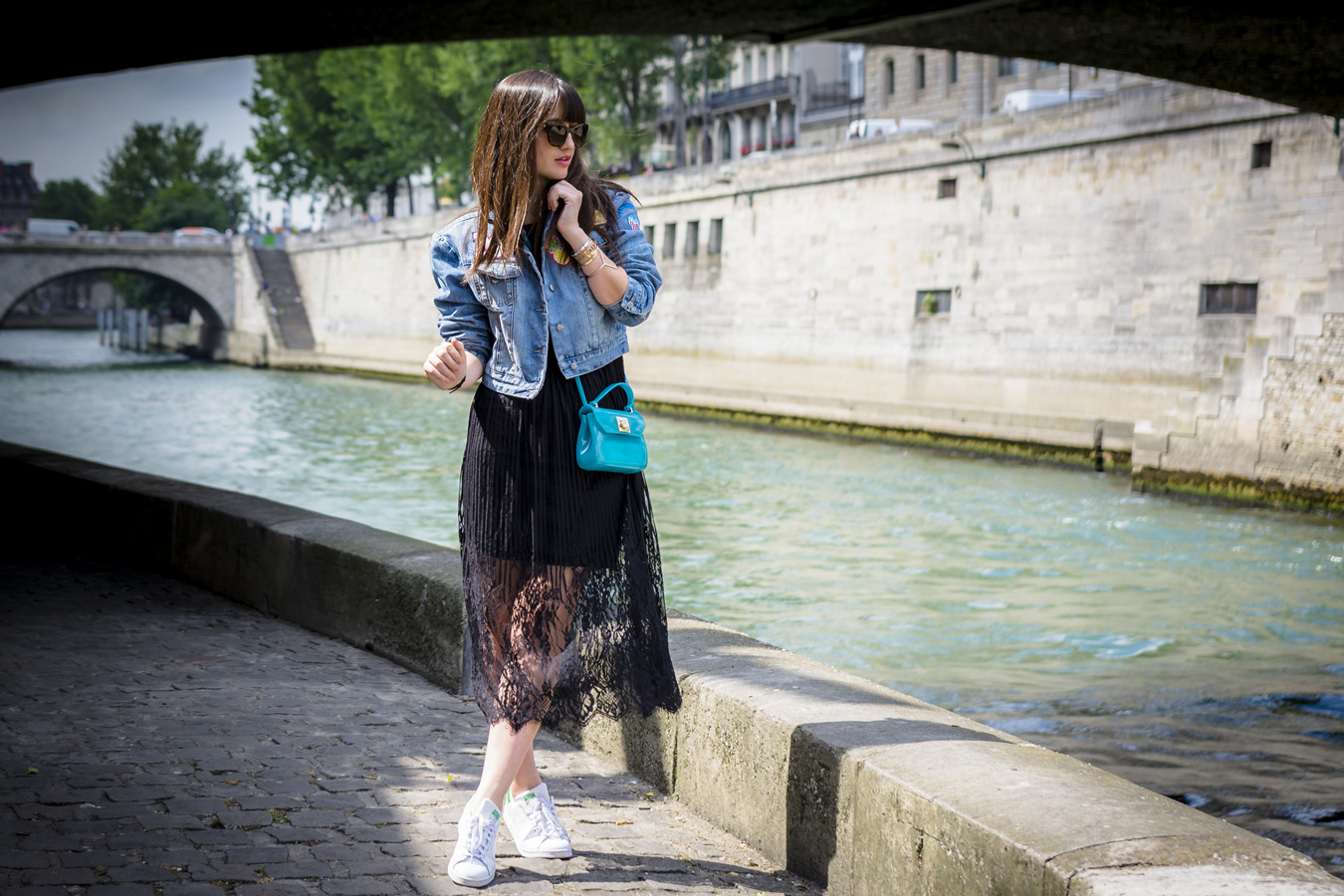 Parisian fashion blogger