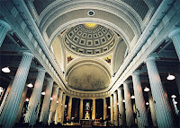 Estructuras Domo Domos como Catedral