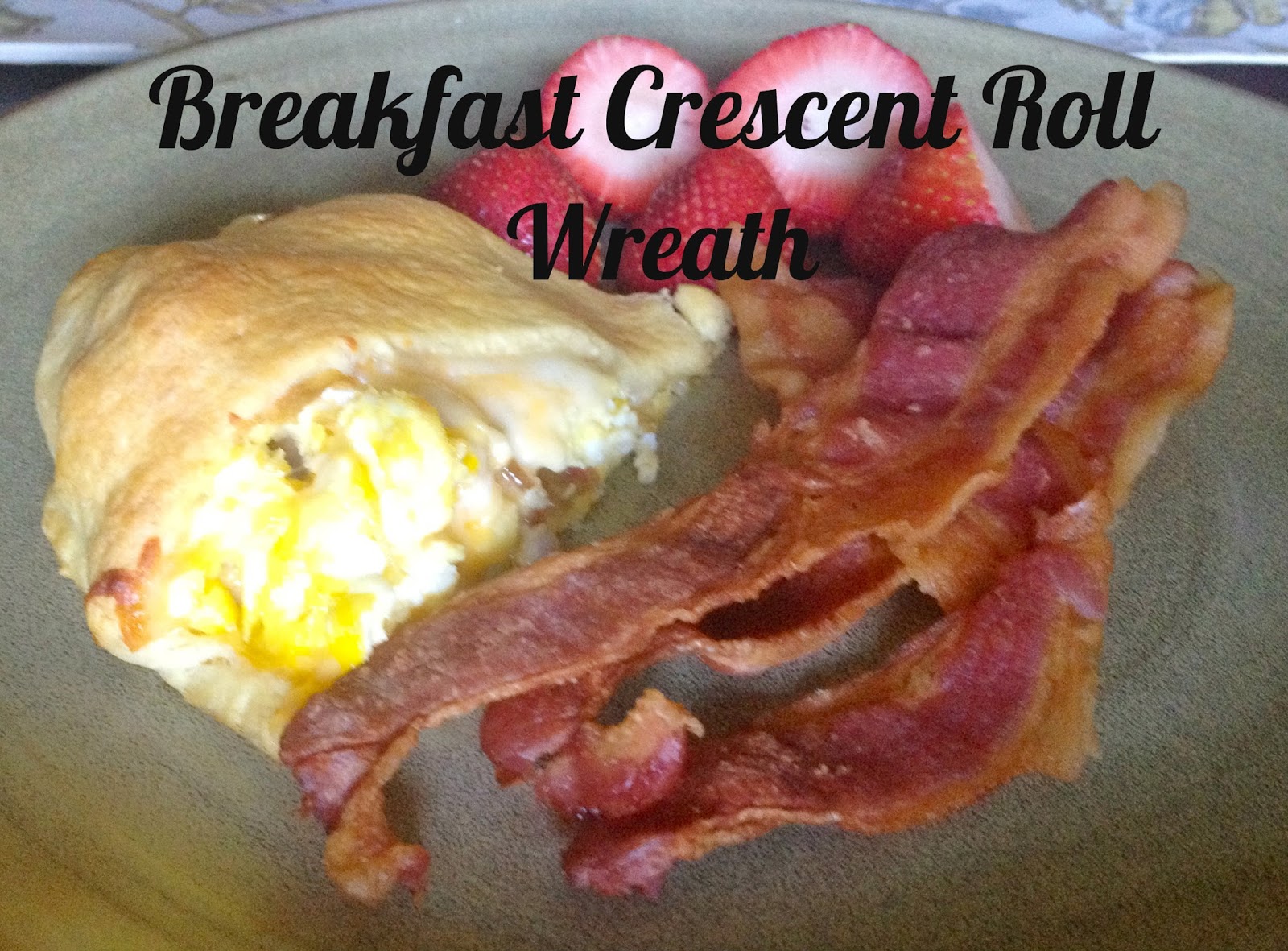 I do deClaire Breakfast Crescent Roll "Wreath"