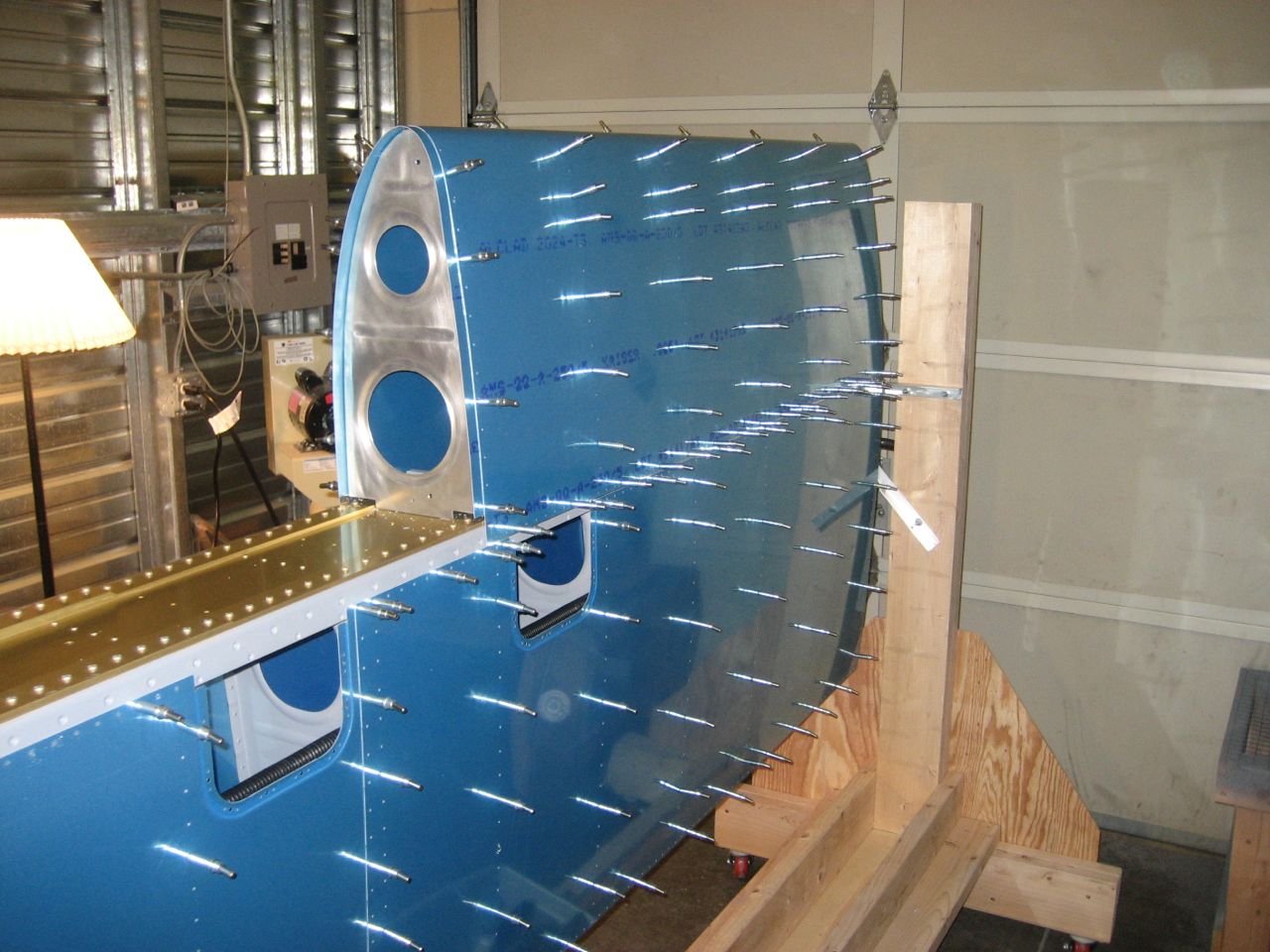 Christopher RV7 Construction leading edge