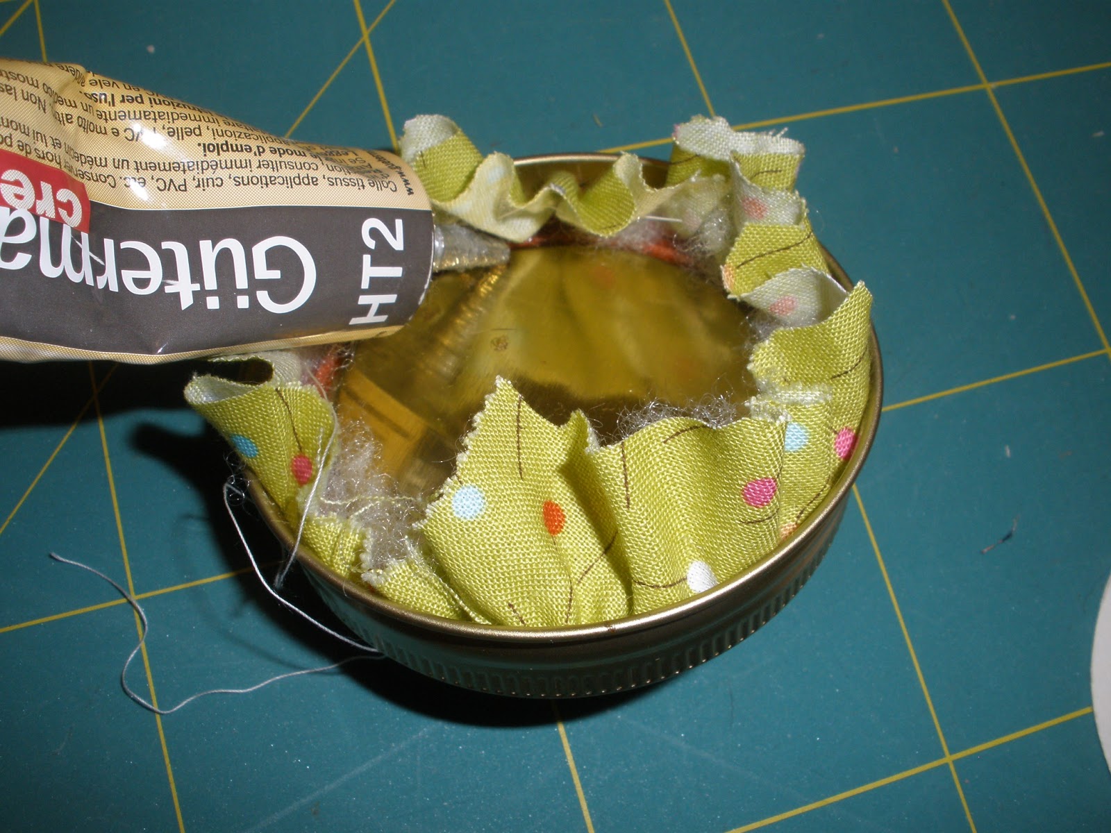 [Amy's] Crafty Shenanigans Jam jar pin cushion tutorial