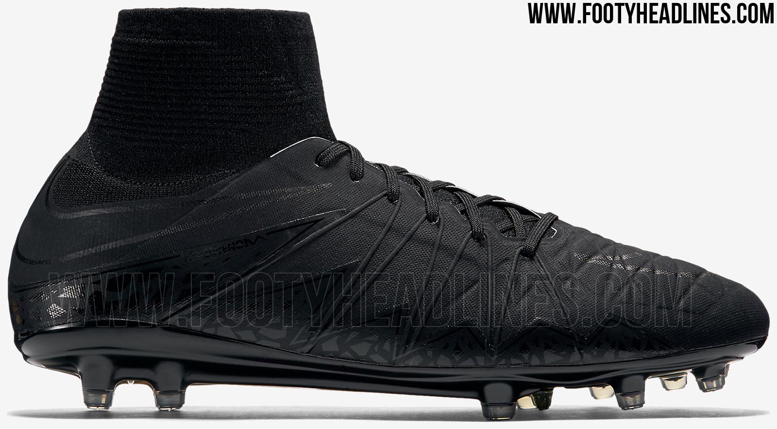 nike hypervenom phantom blackout