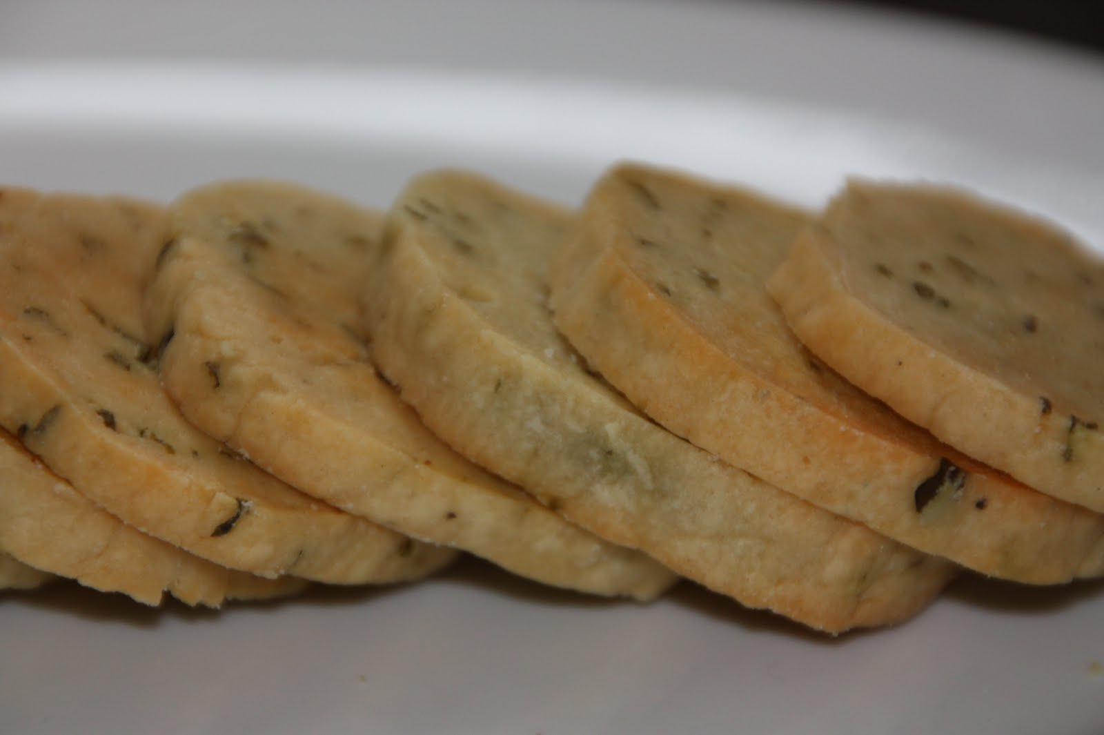 EVERYDAY SISTERS Goat Cheese, Rosemary and Lemon Basil Crackers