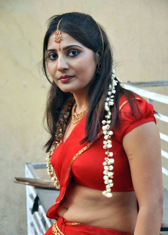 Tamil Actress Glamour Photos | Tamil Cinema Latest News
