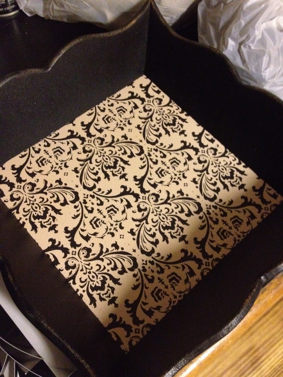 Katie{Did}It Turn any Tray into a Picture Frame