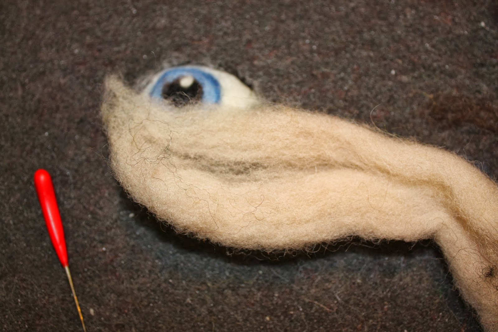 The Felted Gnome Knows How to Needle Felt a Realistic Eye