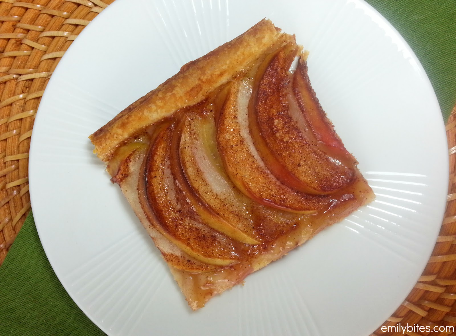 Apple Cinnamon Tart