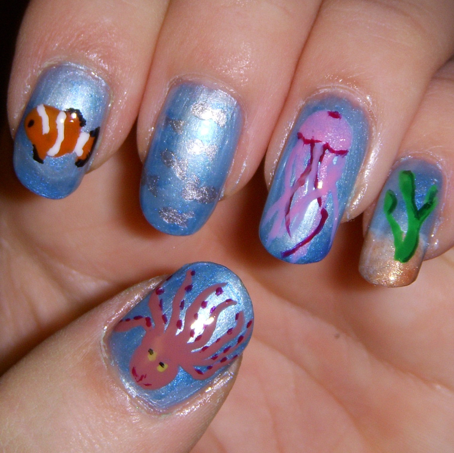 Quixii's Nails: 07/14/12 - Sea Life Nails