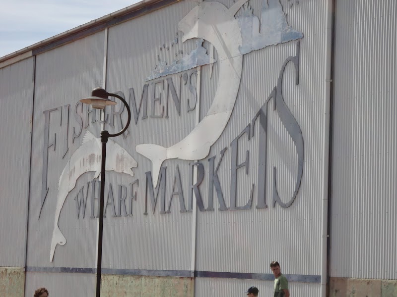 white elephant stalls