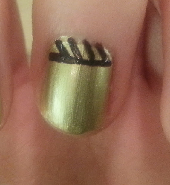 hey nice tips black & gold aztec