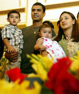 Waqar+younis+family+pics