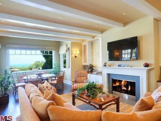 C.B.I.D. HOME DECOR and DESIGN: CELEBRITY HOMES....