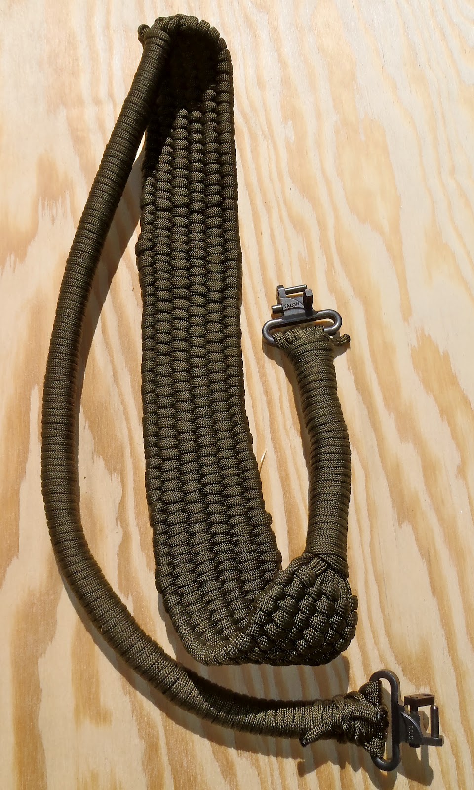The Maine Outdoorsman The Parachute Cord Gun Sling