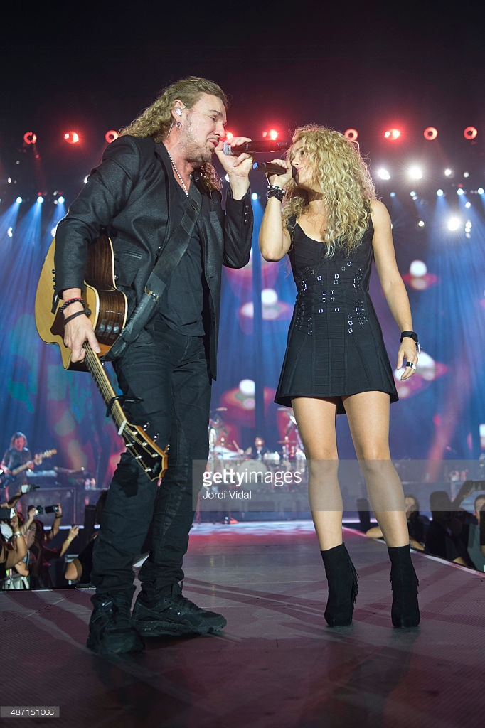 487151066-fher-olvera-of-mana-and-shakira-perform-on-gettyimages.jpg