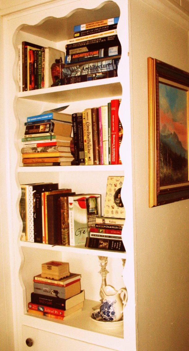 DIY bookshelf arrangement