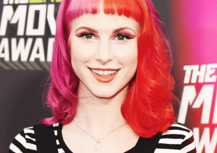 Escribir Es Expresar Physical Description Hayley Williams