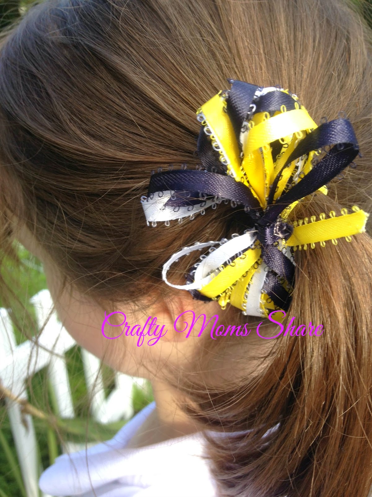 Crafty Moms Share DIY Hair Ribbons for Pony Tails and Pig Tails