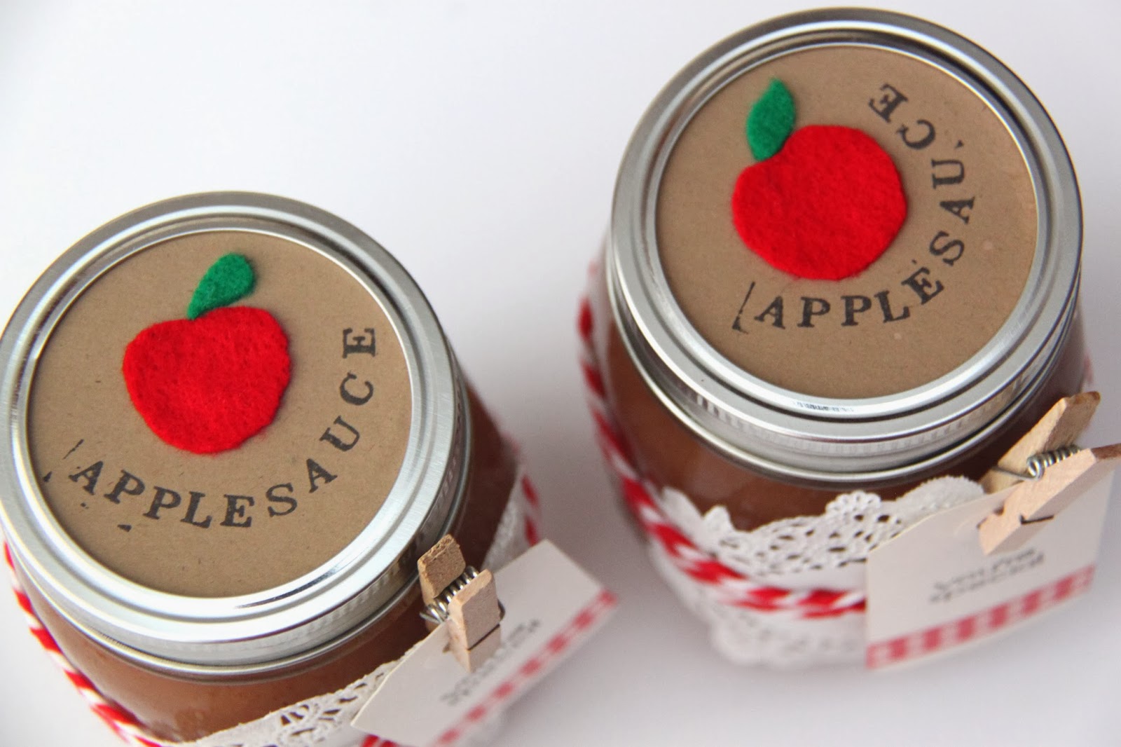 Homemade Applesauce with Mason Jar Gift Packaging Smashed Peas & Carrots