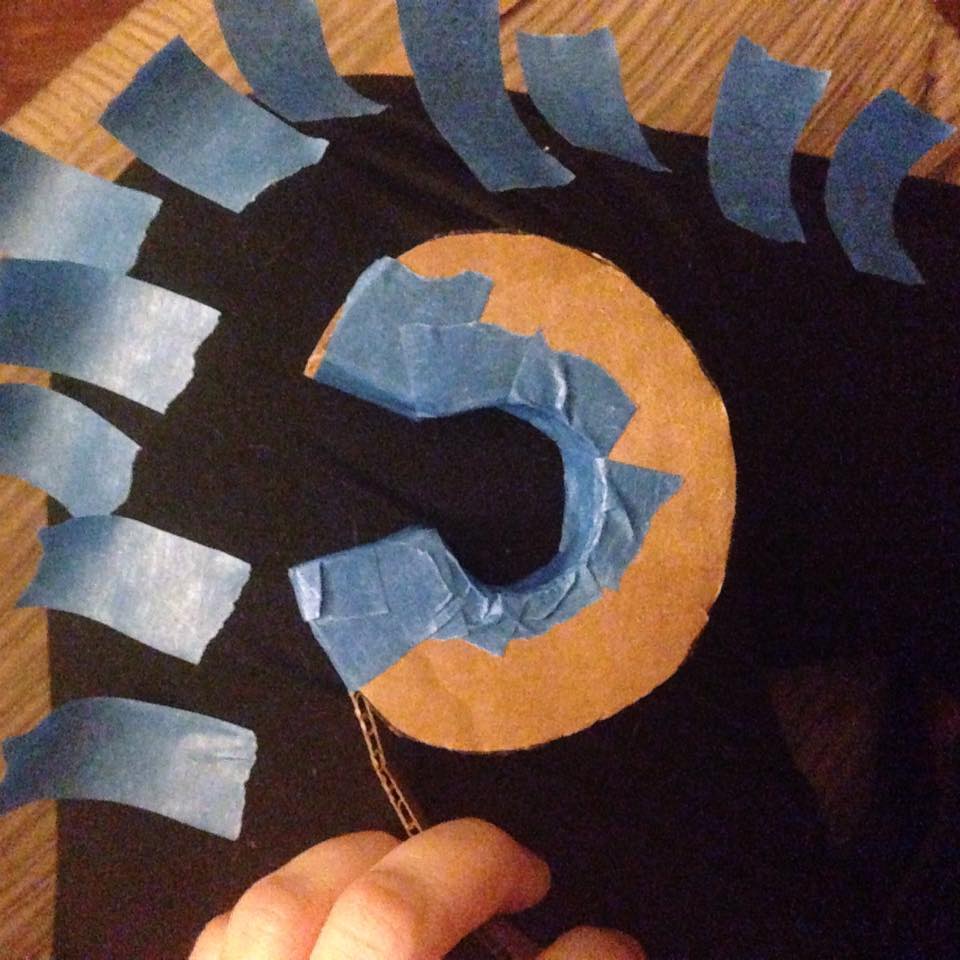 Golden Skies Yarn Wrapped Letter Ornament Tutorial