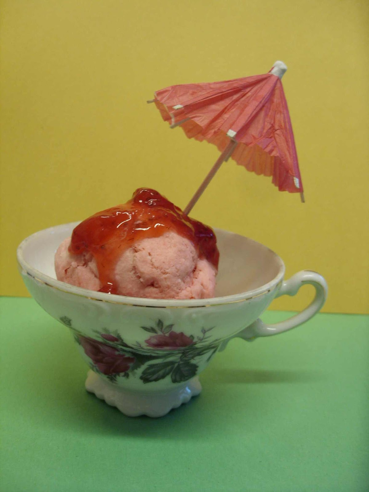 Eat The Blog Strawberry Ice Cream