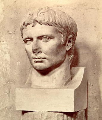 император Октавиан