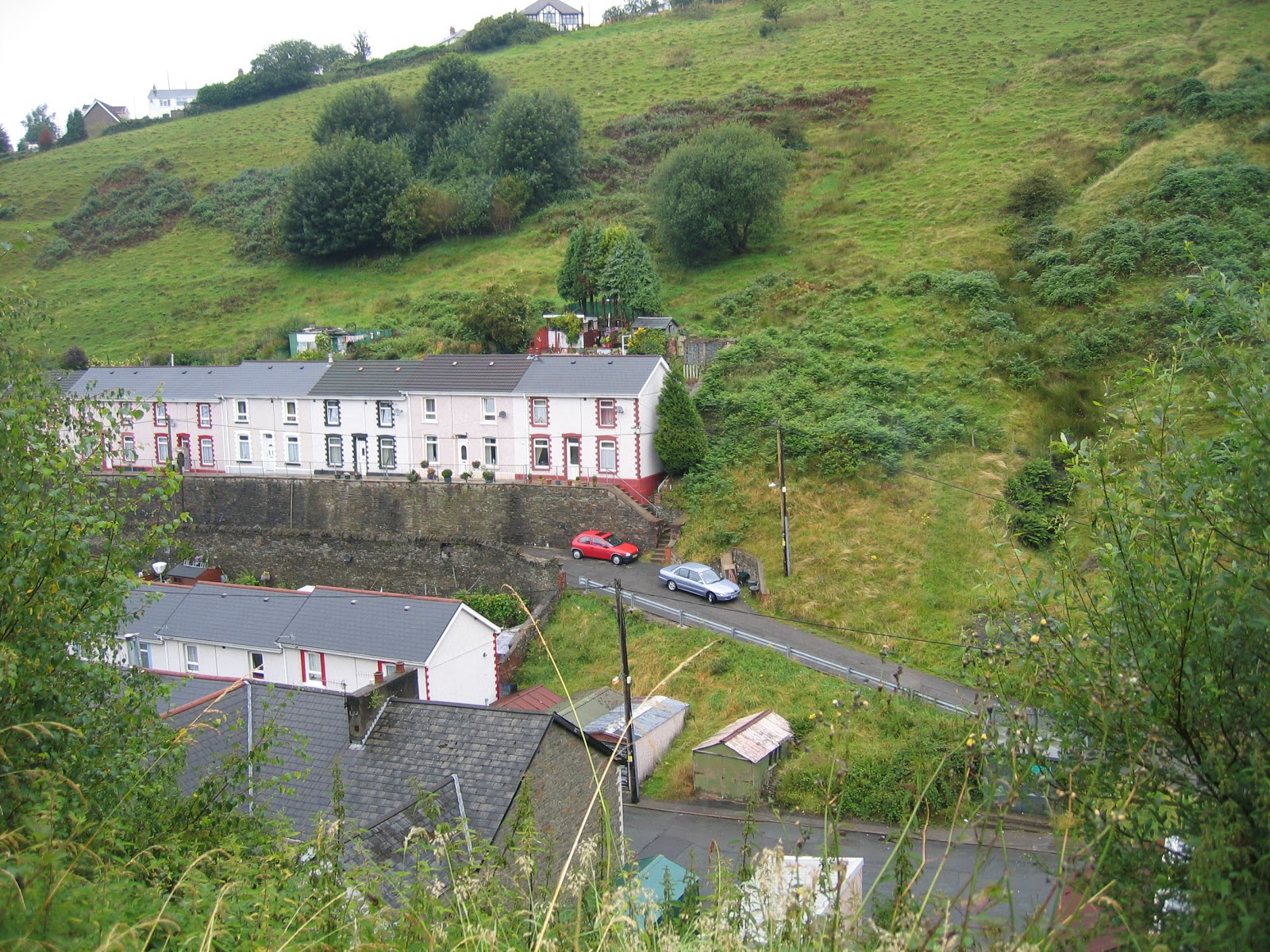 Local History of South Wales & Llanhilleth Miners' Institute A valley
