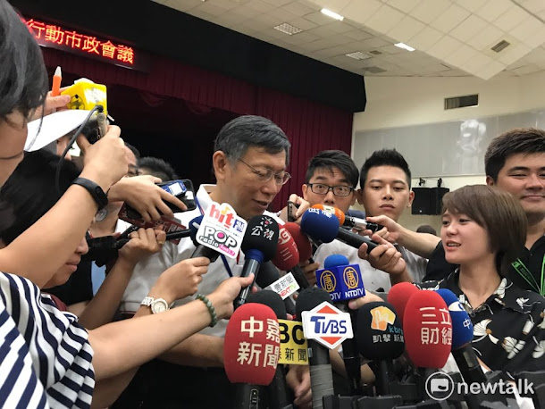 台北市長柯文哲今(25)日表示,基隆輕軌的計畫再還不確定的狀態下,預算到底是怎麼編的?將來若要更改計畫的話,很顯然就要追加預算,財務就都亂了,他不喜歡這種不負責任的做法,用台語說的話叫「畫虎爛」。 台北市長柯文哲今(25)日表示,基隆輕軌的計畫再還不確定的狀態下,預算到底是怎麼編的?將來若要更改計畫的話,很顯然就要追加預算,財務就都亂了,他不喜歡這種不負責任的做法,用台語說的話叫「畫虎爛」。