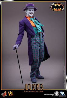 Nuevas figuras de la versión del 89 de Batman y Joker de Hot Toys 22