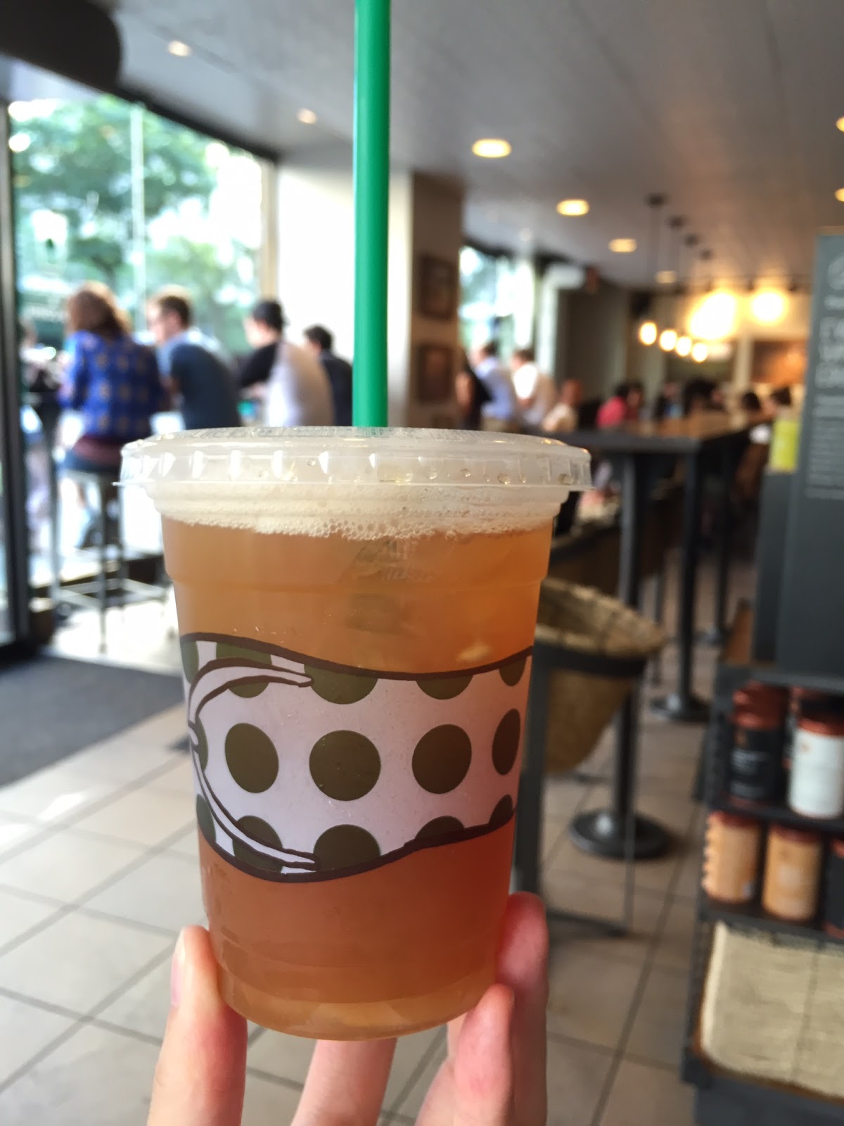 Teavana "Shaken Iced Mango Black Tea Lemonade" From Starbucks / スターバックス