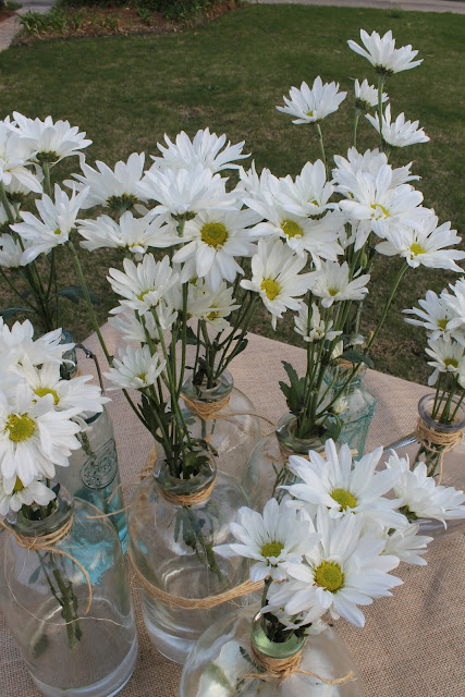 twine daisy glass vase