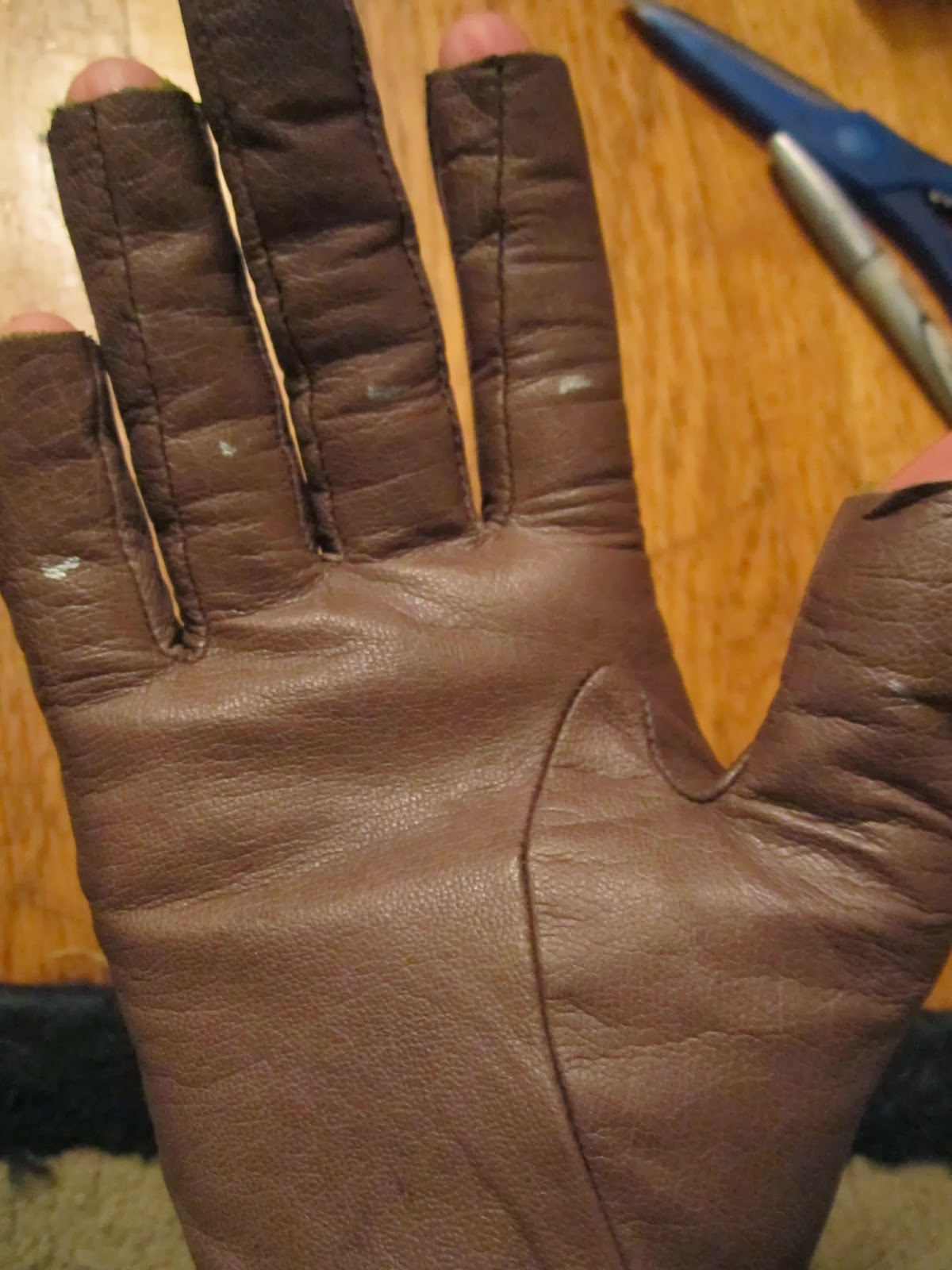 Inspired Xpression DIY Fingerless Leather Gloves and Thrift Mini Haul