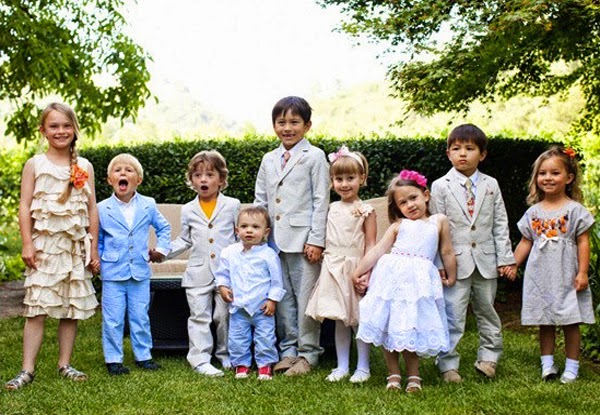 niños en la boda