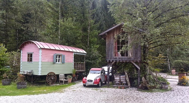 Lignus Von De Waterkant Zirkuswagen