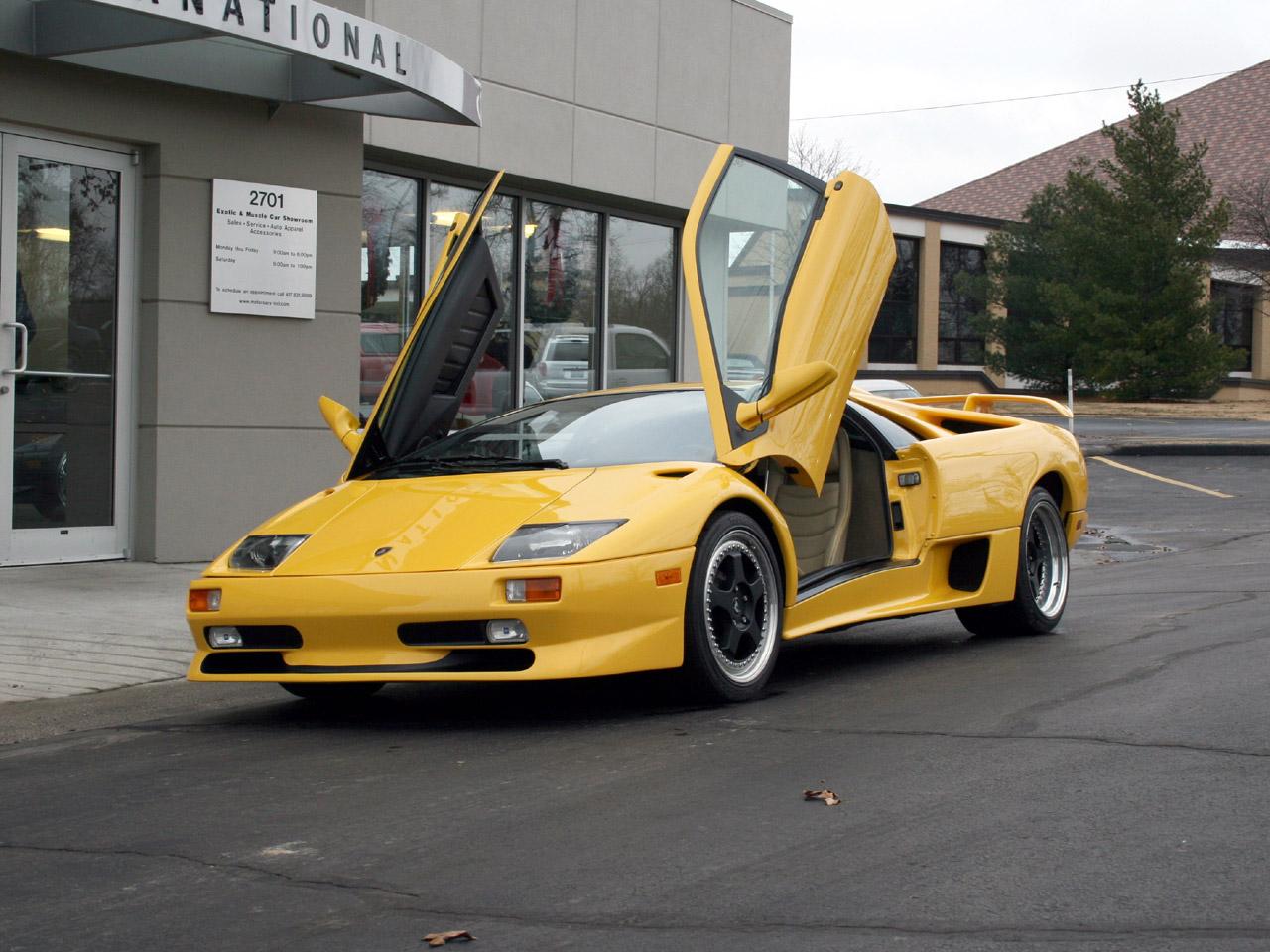 http://3.bp.blogspot.com/-zQl_ybdSJFE/T61rN4RRHqI/AAAAAAAAHIE/nl0pa6xsV8s/s1600/2c4c1__Lamborghini_Diablo_SV_2.jpg