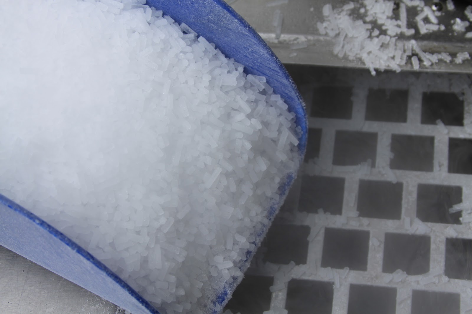 What is Dry Ice Blasting? Blackwell's Inc.