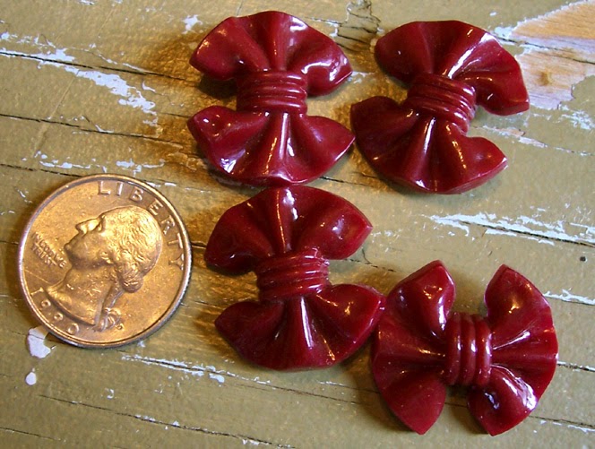 Saturdays Vintage Finds Vintage Buttons On Ebay