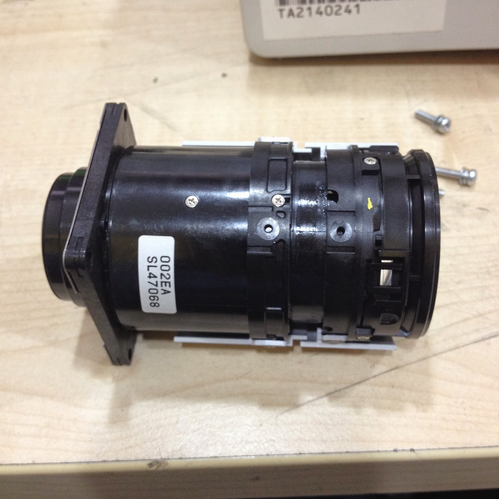 Worldwide ElectronicHardware Repairs How to repair projector that