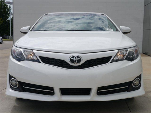 Used Car Pictures Toyota Camry One Of The Most Popular Car In