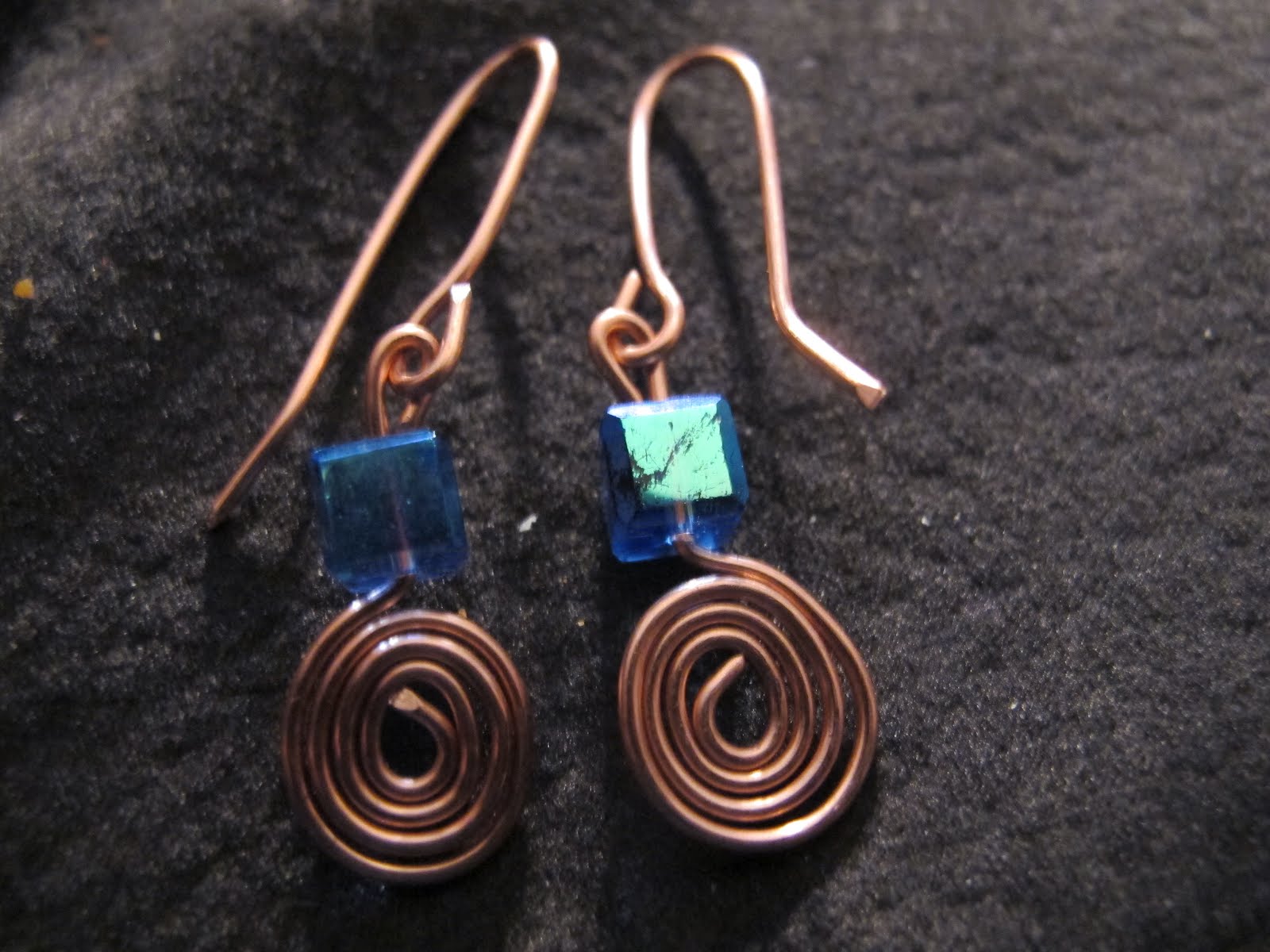Naomi's Designs Handmade Wire Jewelry Make Wire Wrapped Copper Spiral
